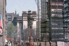 <h3>Stavba pilířů (1969)</h3><p>Takhle vypadal stavba mostu na jaře 1968 z křižovatky ulic Jaromírova a Svatoplukova </p><hr /><a href='http://www.facebook.com/sharer.php?u=https://www.milujuprahu.cz/kdyz-vstoupil-obr-do-jamrtalu-unikatni-fotky-ze-stavby-nuselskeho-mostu/' target='_blank' title='Share this page on Facebook'><img src='https://www.milujuprahu.cz/wp-content/themes/twentyten/images/flike.png' /></a><a href='https://plusone.google.com/_/+1/confirm?hl=en&url=https://www.milujuprahu.cz/kdyz-vstoupil-obr-do-jamrtalu-unikatni-fotky-ze-stavby-nuselskeho-mostu/' target='_blank' title='Plus one this page on Google'><img src='https://www.milujuprahu.cz/wp-content/themes/twentyten/images/plusone.png' /></a><a href='http://www.pinterest.com/pin/create/button/?url=https://www.milujuprahu.cz&media=https://www.milujuprahu.cz/wp-content/uploads/2013/11/1146534_573891515990417_1868976222_n.jpg&description=Next%20stop%3A%20Pinterest' data-pin-do='buttonPin' data-pin-config='beside' target='_blank'><img src='https://assets.pinterest.com/images/pidgets/pin_it_button.png' /></a>