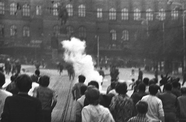 21.8.1969 - Praha, Václavské náměstí - Foto: Dušan Neumann