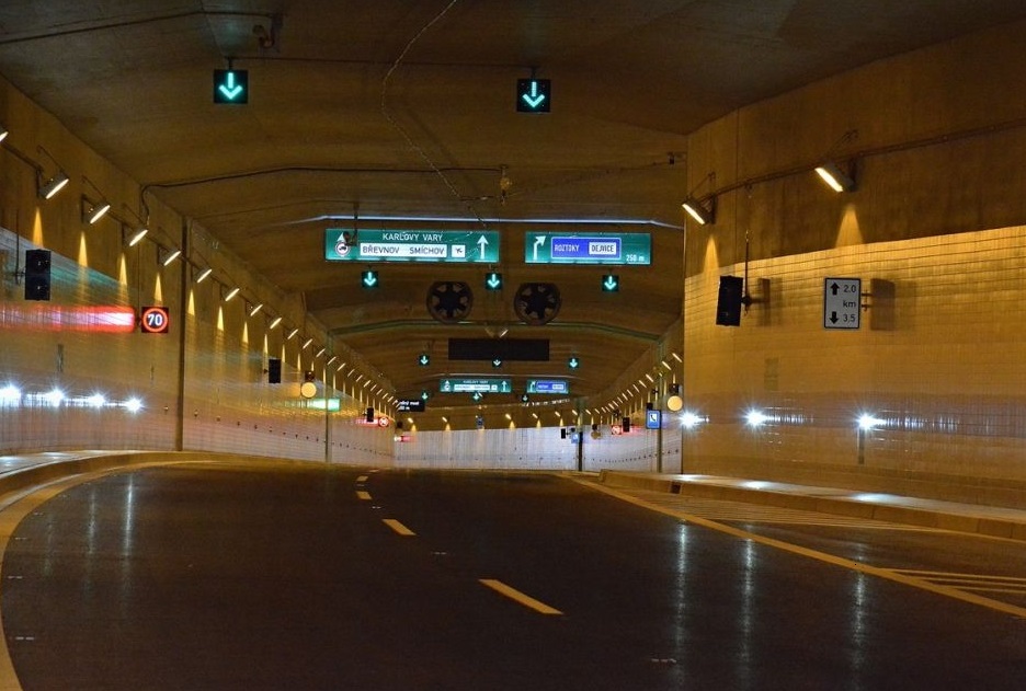 Tunel pár hodin před otevřením - Foto: Petr Bušta - Český rozhlas 1 - Radiožurnál 